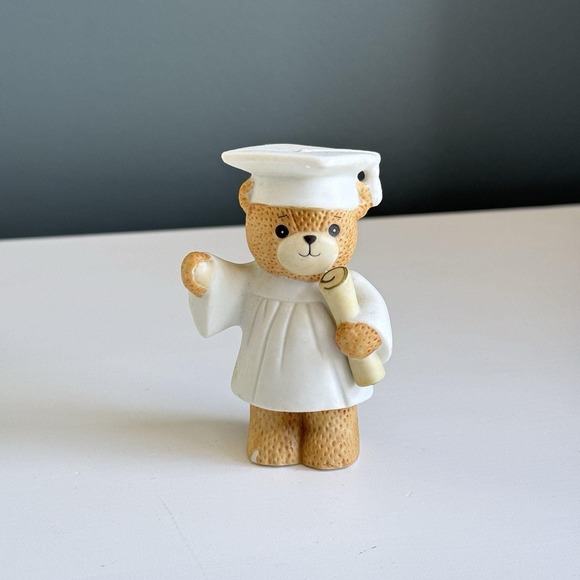 Vintage Lucy And Me Graduation Teddy Bear Figurine Enesco Graduate T65 - Picture 1 of 7
